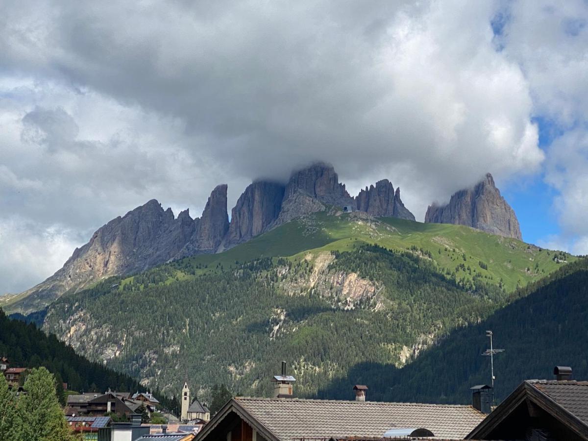 Casa Doleda Appartement Alba di Canazei Buitenkant foto